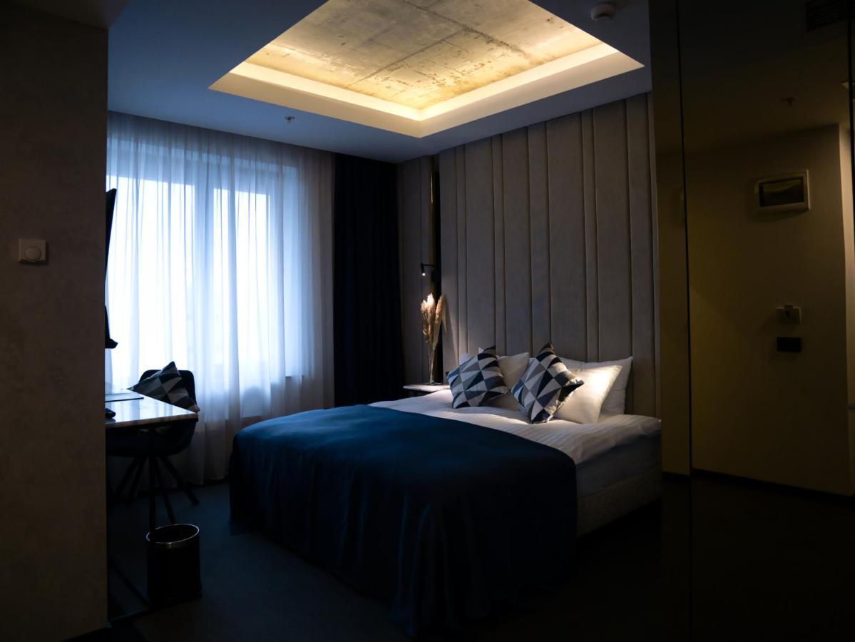 Union Plaza Hotel Bucarest Esterno foto